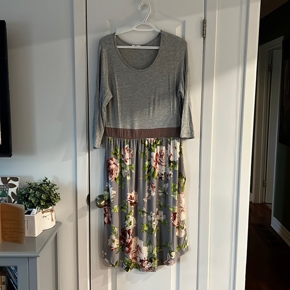 MIDI dress with pockets - Picture 1 of 1